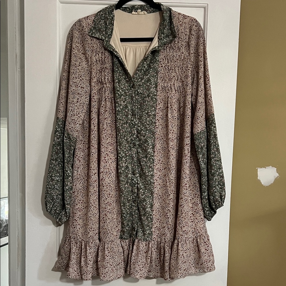 Promesa Green and Cream Floral Dress